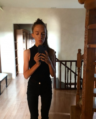 Живу в Москве и предлагаю широкий спектр услуг, которые оставят незабываемые воспоминания. Открой для себя новые грани удовольствия со мной, будь это нежные ласки или страстные эксперименты. Наши встречи будут обернуты атмосферой романтики и наслаждения. У меня много положительных отзывов от моих довольных клиентов, гарантирующих тебе высокий класс сервиса. Запечатли наши мгновения на фото и ощути искренность эмоций. Жду встречи с тобой, чтобы подарить незабываемое удовольствие. 😘 2954, 37 лет